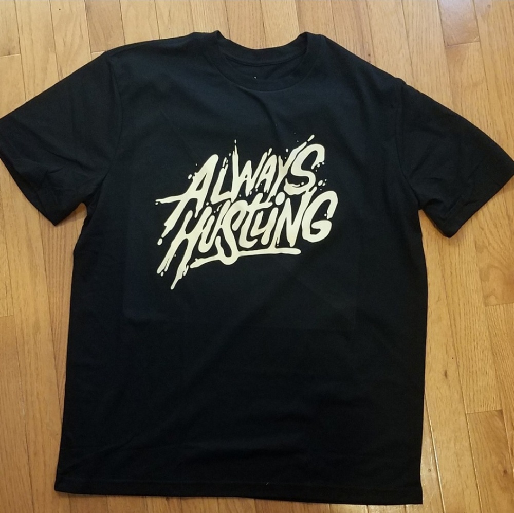 Always Hustling tee😍!! - Picture 2 of 3